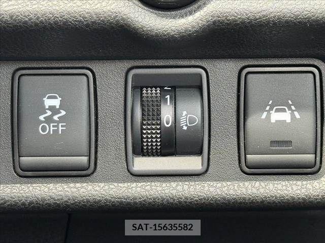 Nissan NOTE 2019-08 280082-5