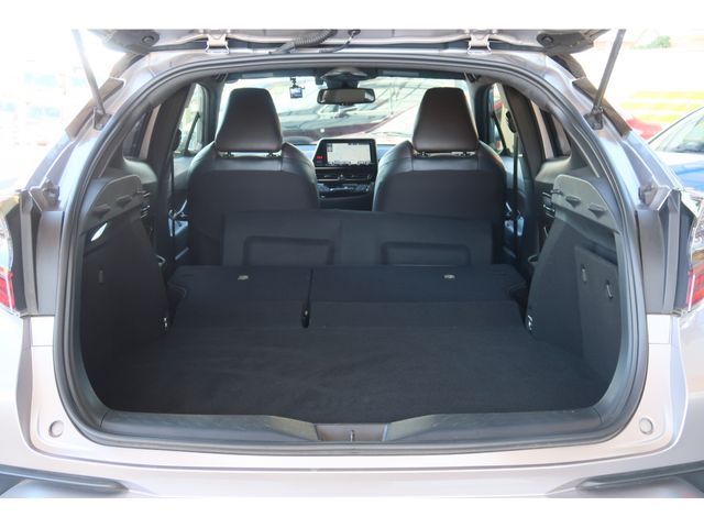 Toyota C-HR 2018-02 184392-28