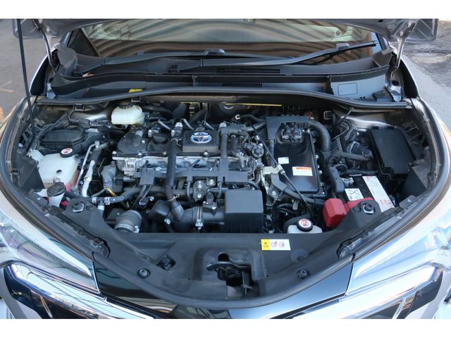 Toyota C-HR 2018-02 184392-22