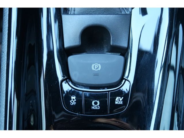 Toyota C-HR 2018-02 184392-12