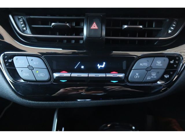 Toyota C-HR 2018-02 184392-10