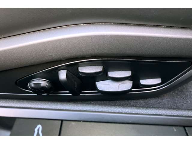 Porsche 911 2022-03 21515-13