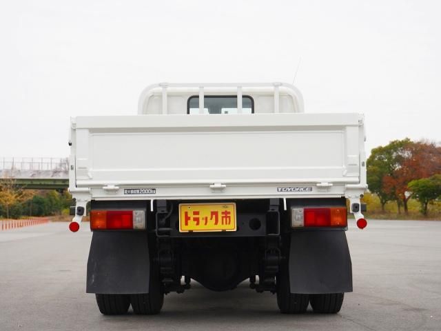 Toyota TOYOACE 2017-09 27596-10