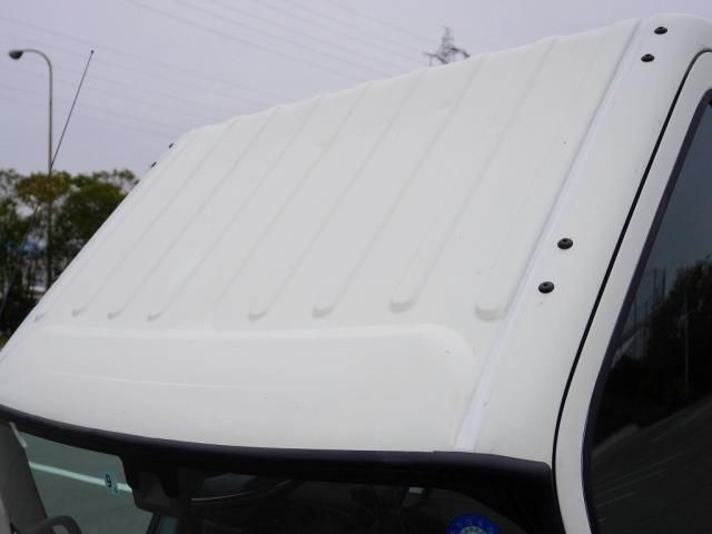 Toyota TOYOACE 2017-09 27596-20
