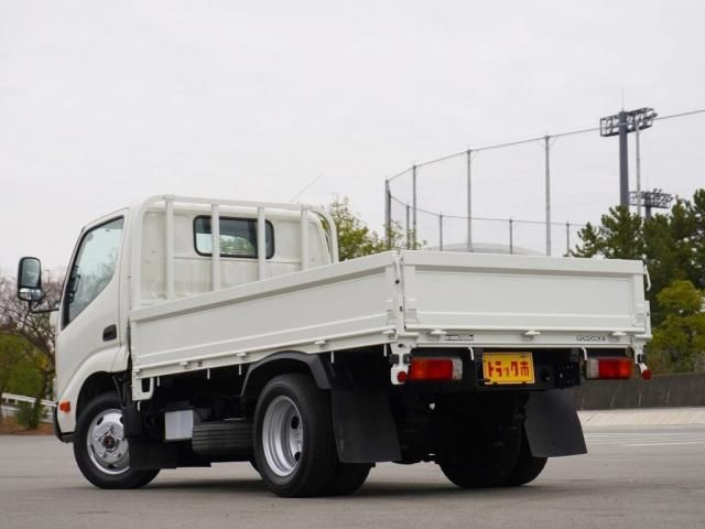 Toyota TOYOACE 2017-09 27596-11