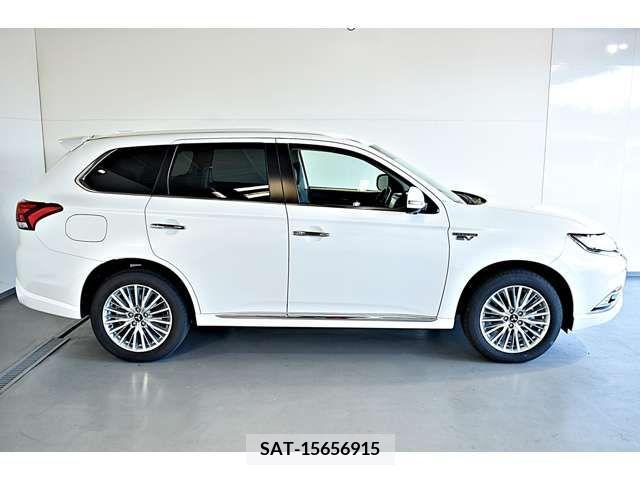 Mitsubishi OUTLANDER PHEV 2018-12 223516-14