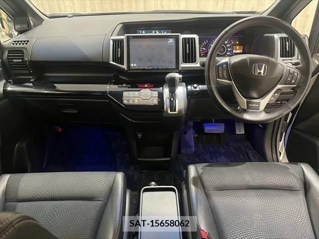 Honda STEP WGN 2013-07 324642-1