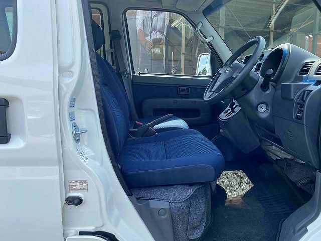 Daihatsu HIJET CARGO 2015-07 11407-12