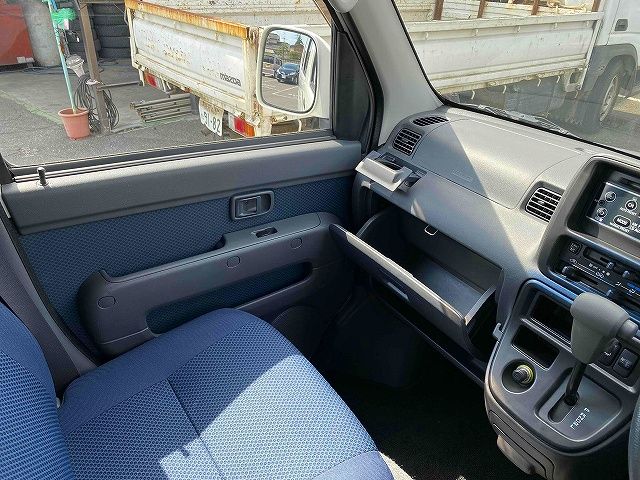 Daihatsu HIJET CARGO 2015-07 11407-15
