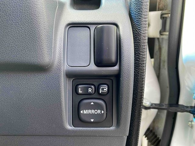 Daihatsu HIJET CARGO 2015-07 11407-11