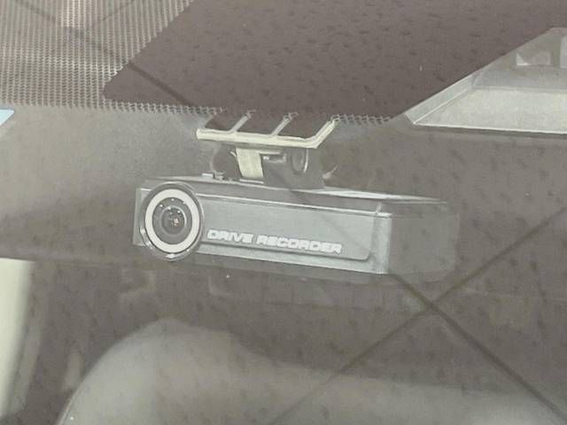 Nissan NOTE 2017-03 189458-6