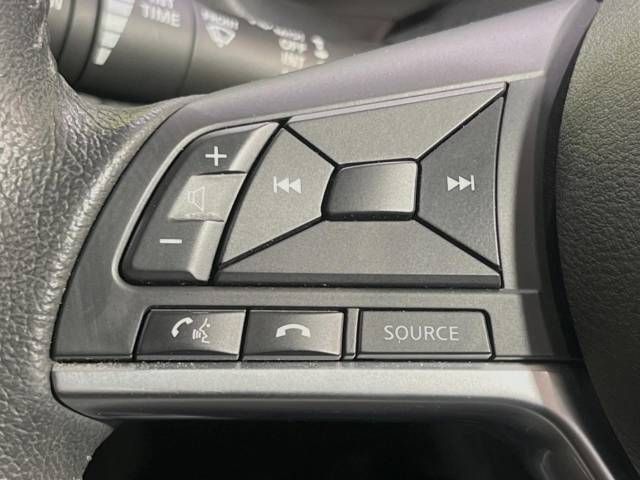Nissan NOTE 2017-03 189458-8