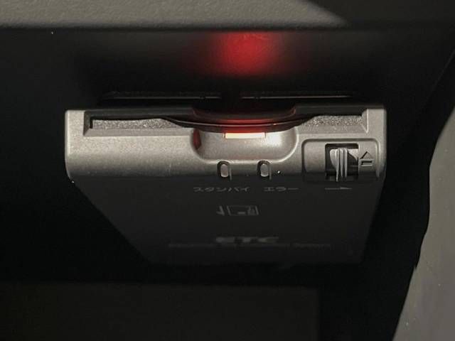 Nissan NOTE 2017-03 189458-7