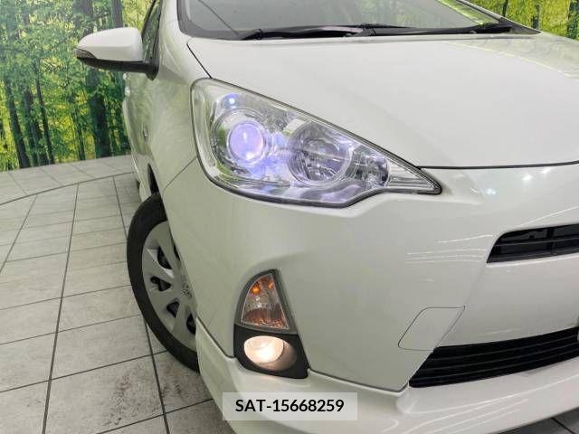 Toyota AQUA 2013-06 251768-12