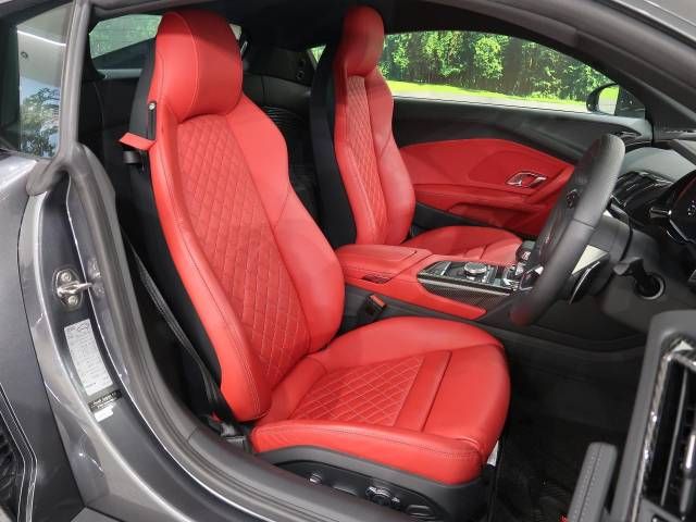 Audi R8 2019-12 2116-13
