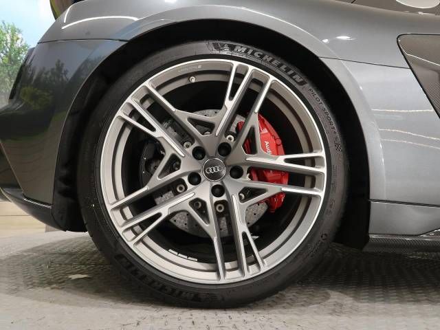 Audi R8 2019-12 2116-18