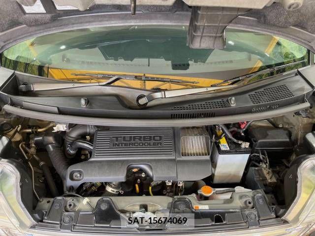 Daihatsu TANTO CUSTOM 2015-07 287417-18