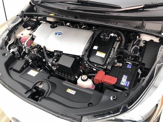 Toyota PRIUS 2017-06 17379-15