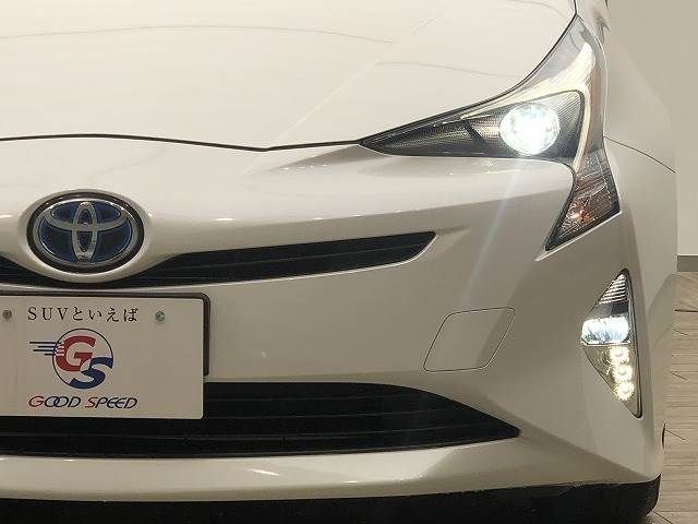 Toyota PRIUS 2017-06 17379-11