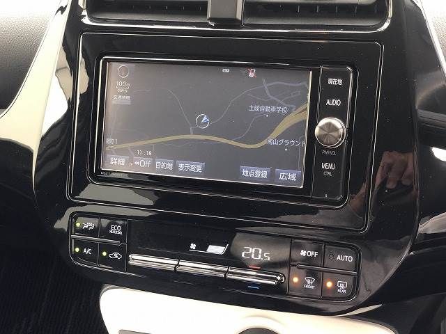 Toyota PRIUS 2017-06 17379-3