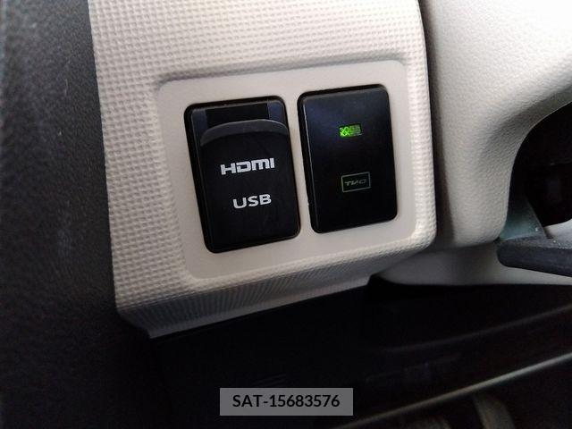 Daihatsu MOVE 2020-10 381332-9