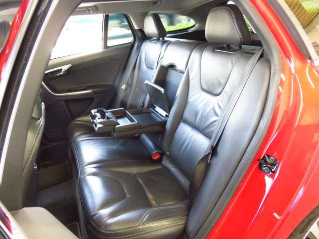 Volvo V60 2012-09 189270-18
