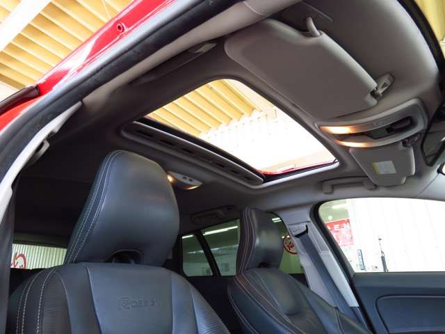 Volvo V60 2012-09 189270-11