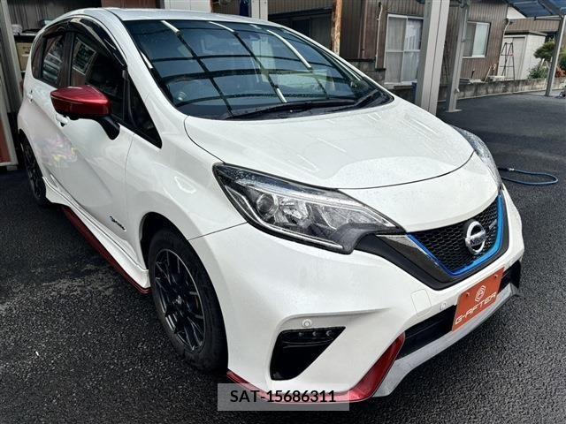 Nissan NOTE 2017-10 280058-9