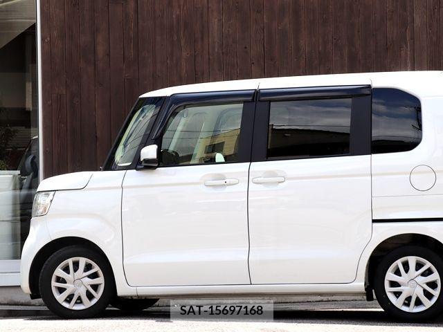 Honda N BOX 2022-12 307417-7