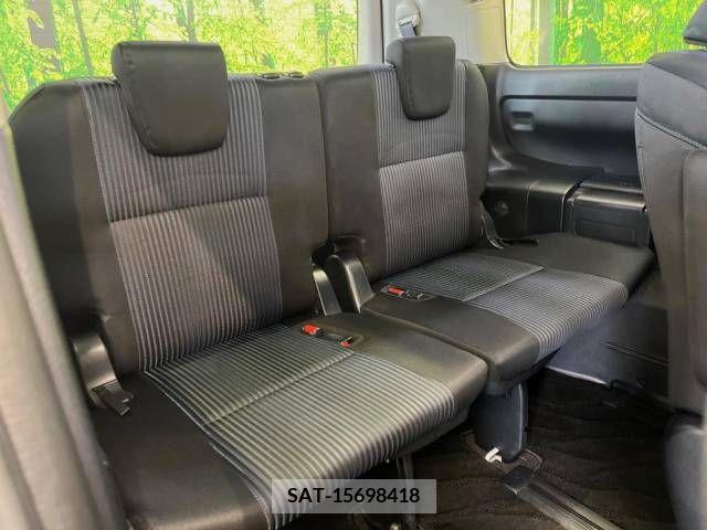 Toyota VOXY 2015-09 289040-9