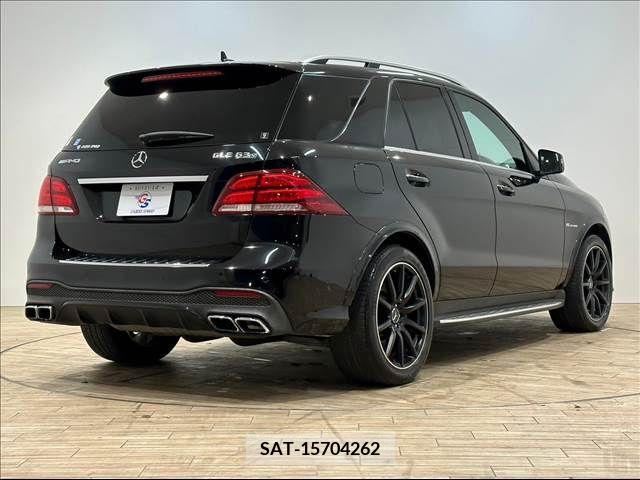 Amg E-CLASS 2016-06 209710-13