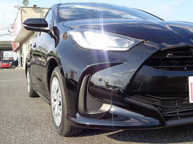 Toyota YARIS 2022-08 8251-19