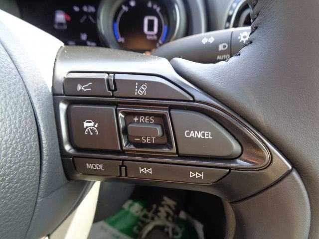 Toyota YARIS 2022-08 8251-9