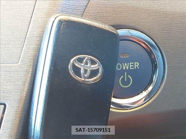 Toyota PRIUS 2015-07 281765-5