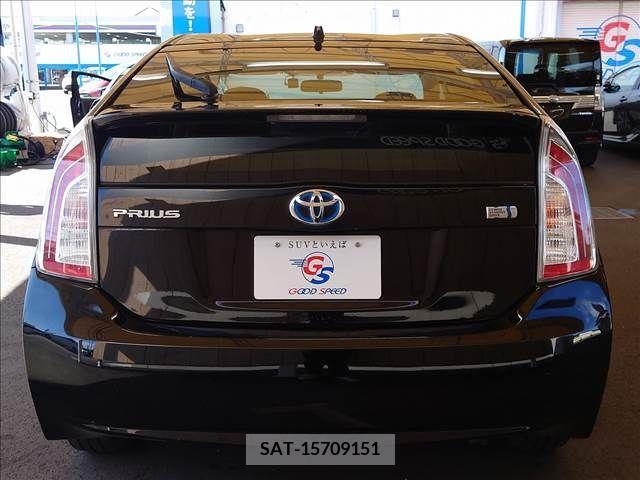 Toyota PRIUS 2015-07 281765-18