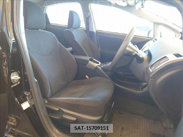 Toyota PRIUS 2015-07 281765-7