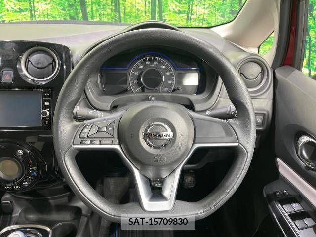 Nissan NOTE 2017-09 365429-11