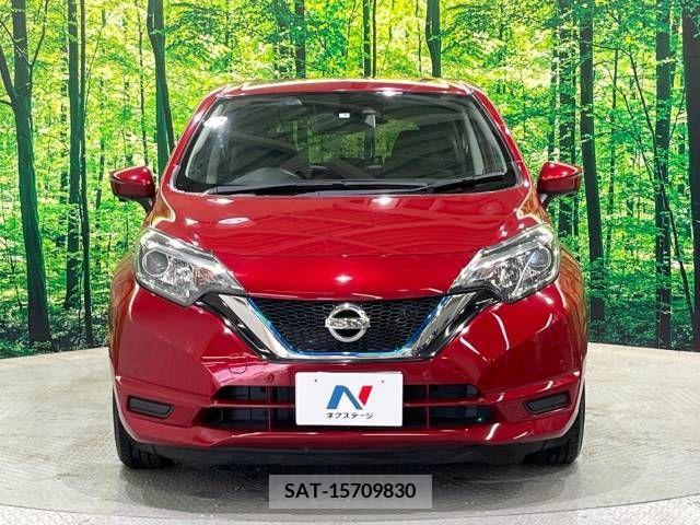 Nissan NOTE 2017-09 365429-14