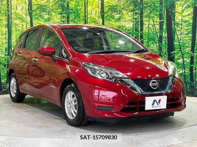 Nissan NOTE 2017-09 365429-16