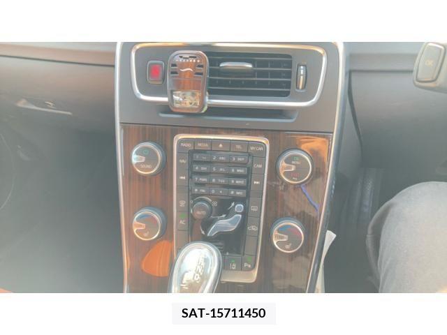 Volvo V60 2012-12 394903-17