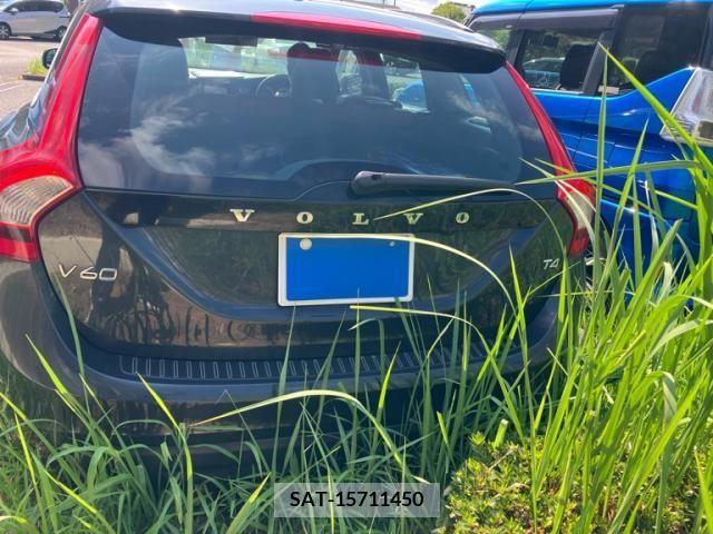 Volvo V60 2012-12 394903-4