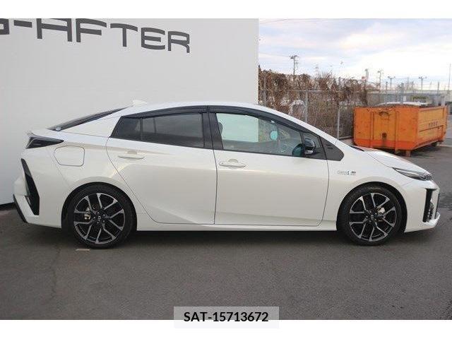 Toyota PRIUS PHV 2018-02 224333-6