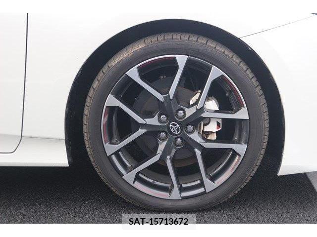 Toyota PRIUS PHV 2018-02 224333-11
