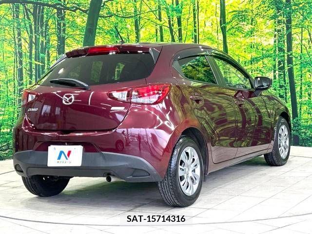 Mazda DEMIO 2017-09 296598-17