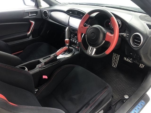 Toyota 86 2012-09 19083-1