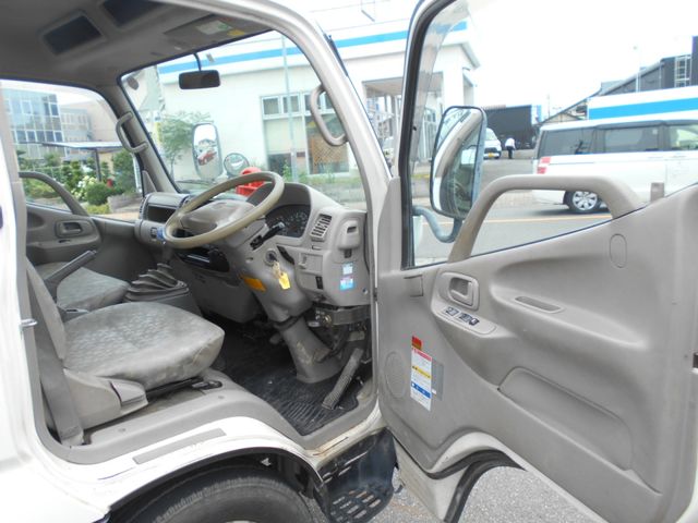 Hino DUTRO 2005-09 5804-1