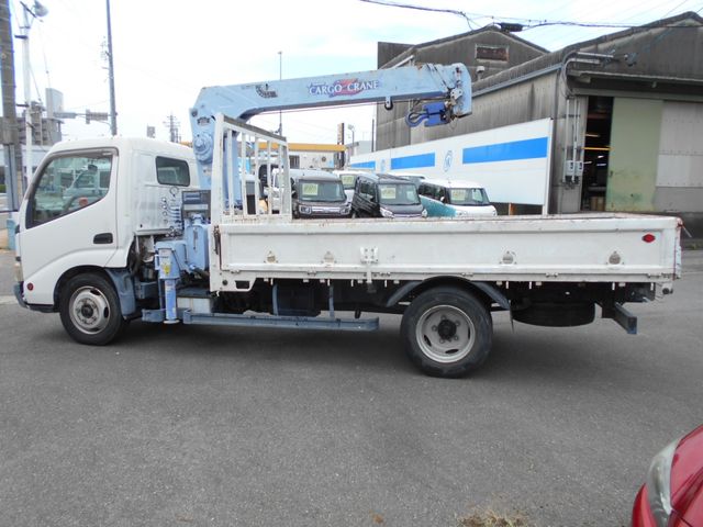 Hino DUTRO 2005-09 5804-6