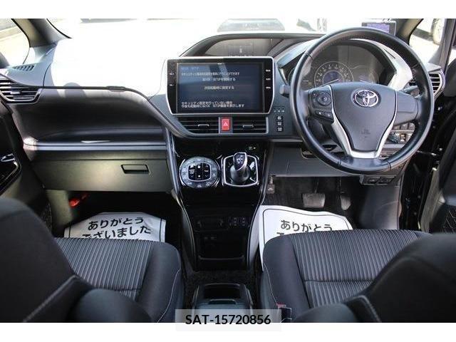 Toyota VOXY HYBRID 2017-12 322822-16