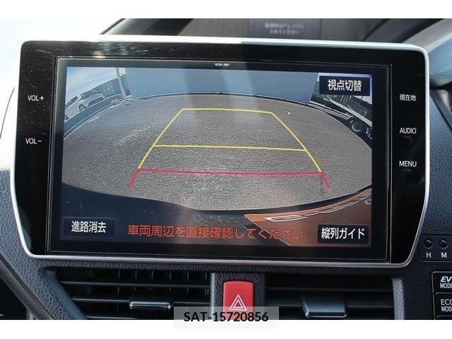 Toyota VOXY HYBRID 2017-12 322822-3