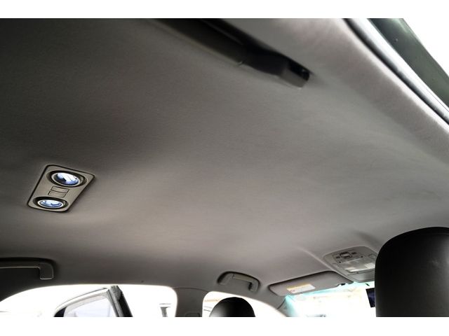 Toyota CROWN SEDAN 2011-04 10950-15
